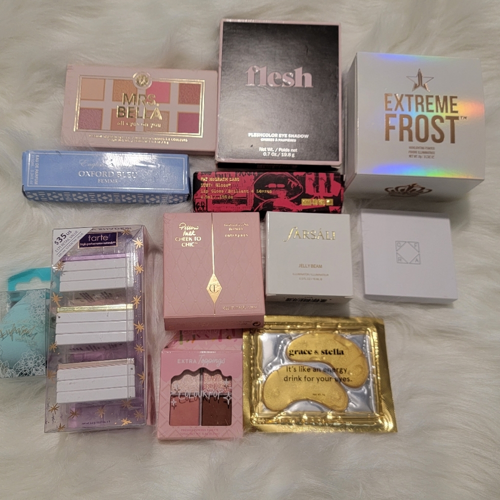 Make-Up Mini Bundle ( Can Add on pallet also )